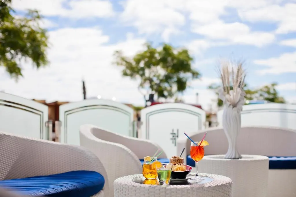 Hotel Foschi-Peninsula Bellaria-Igea Marina